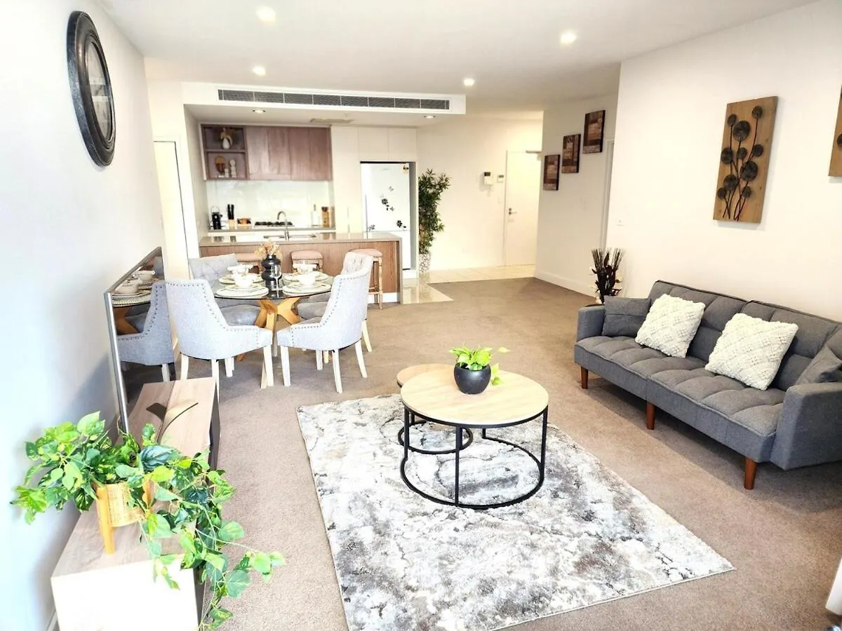 Spacious River View Escape With Free Secure Park - 2Br, 2Ba And Sofa Bed Brisbane Apartment
